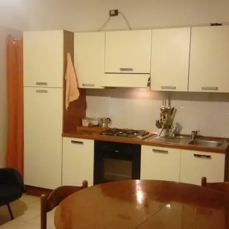 Ampia Camera Matrimoniale Nel Cuore Di * Cagliari