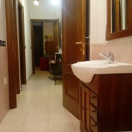 Ampia Camera Matrimoniale Nel Cuore Di Guest house